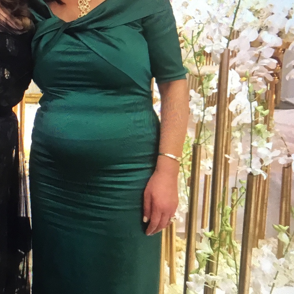 Evening dresses - Picture 3 of 6